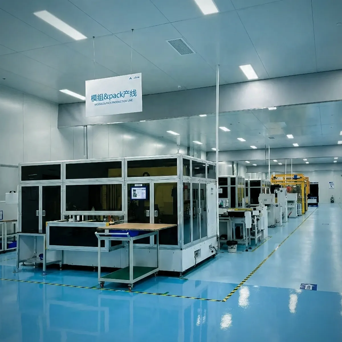Clean production hall with automated battery pack lines and controlled flooring