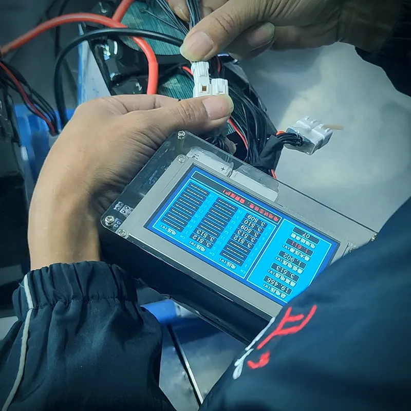 Voltage and capacity verification equipment testing battery packs
